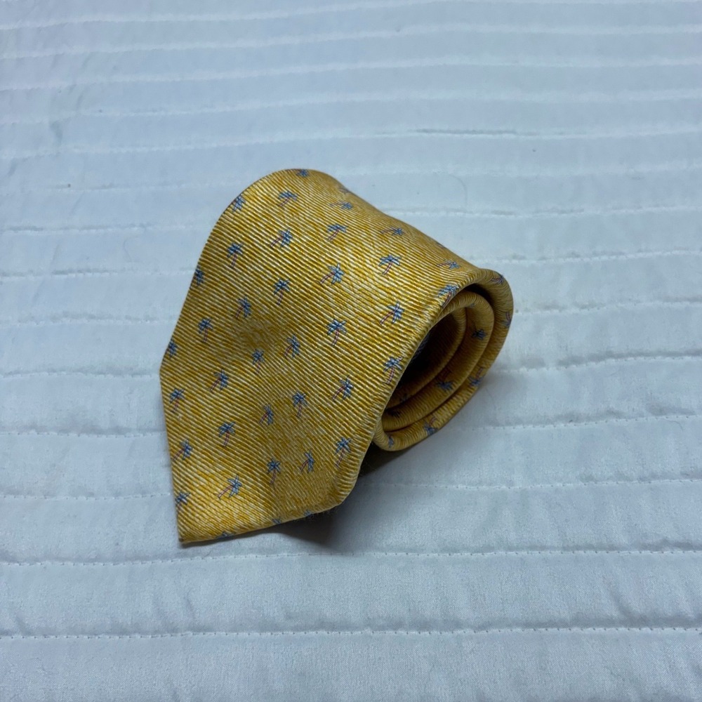 Tommy Hilfiger Mens Silk Tie Yellow Palm Tree Tropical Print Made in USA Italy